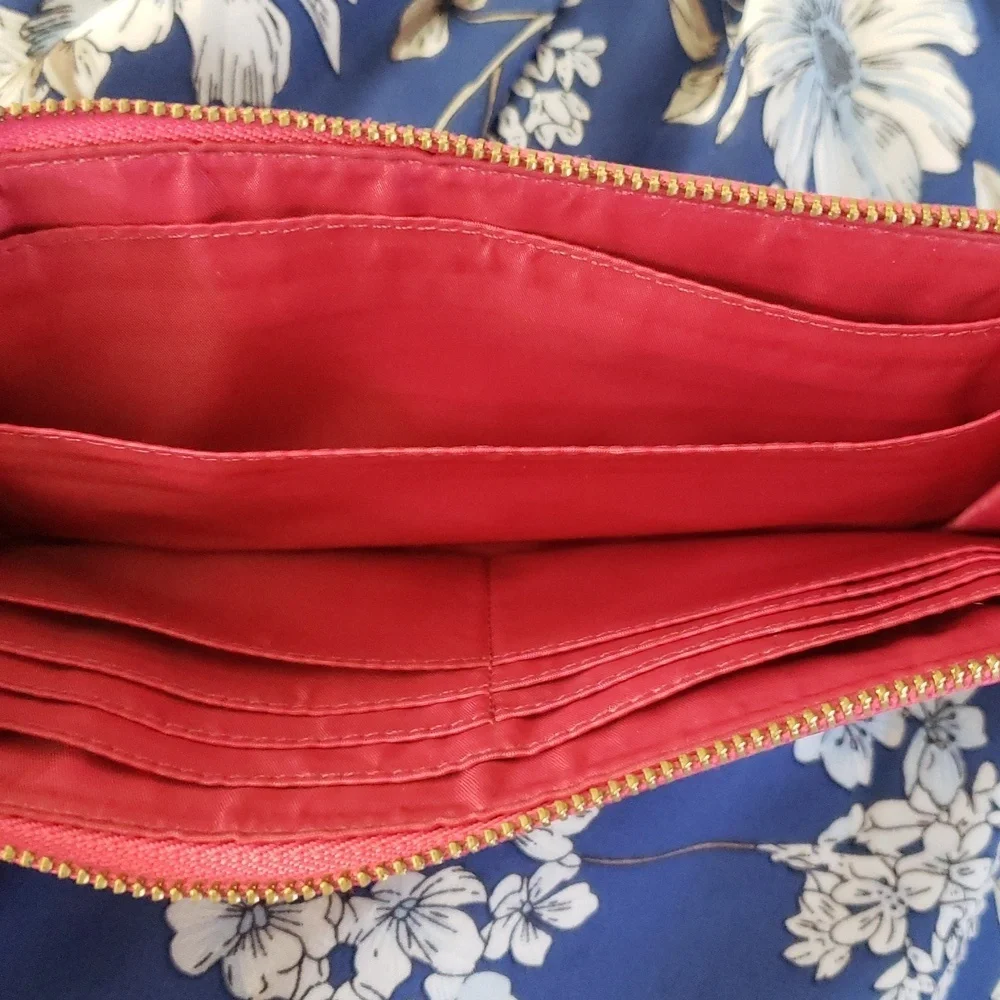 Coach Wristlet – Pretty in pink - Picture 4 of 8